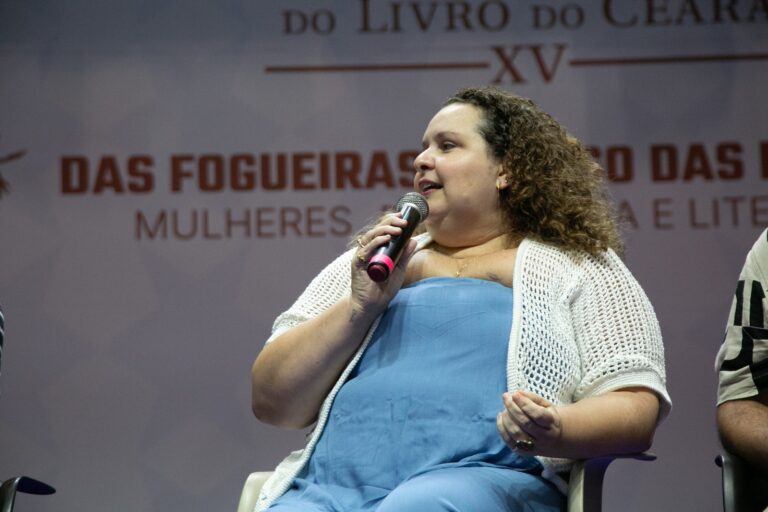 Bienal do Livro recebe mais de 500 lançamentos de autores cearenses
